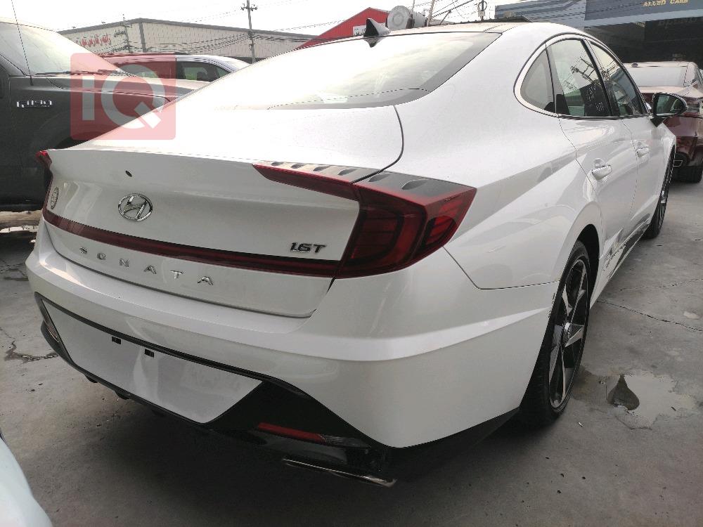 هیوندای سۆناتا